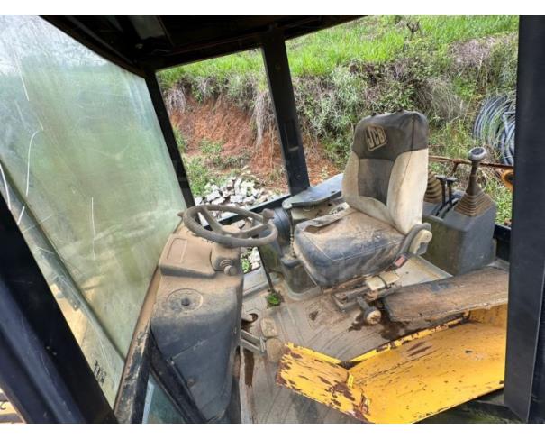 Foto de PIEDADE DE CARATINGA/MG -  Retroescavadeira JCB 3C, 2011/2011