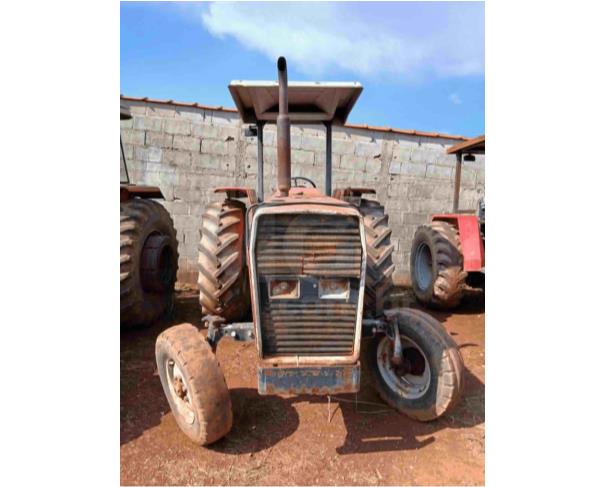 Foto de PARAGUAÇU/MG - Trator Agrícola Massey Ferguson, modelo 275