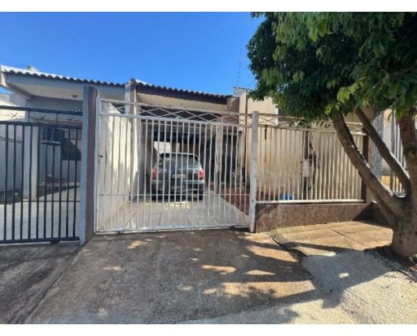 Foto de ROLÂNDIA/PR — Casa 3 quartos (F8444416771212)