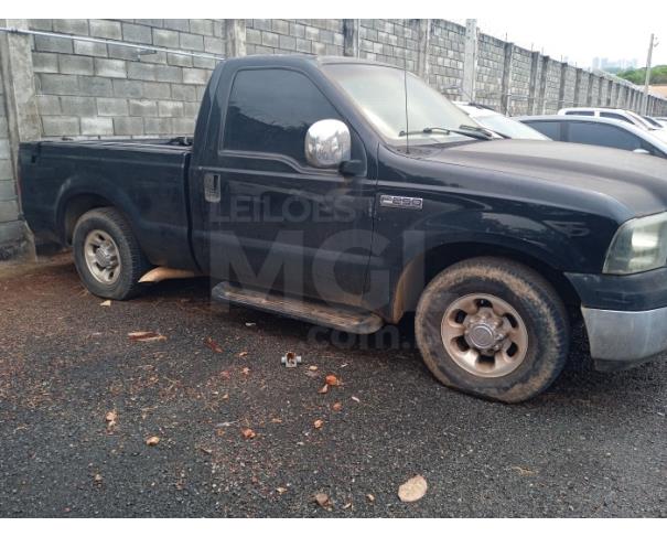 Foto de SENADOR CANEDO/GO - CIRCULÁVEL - CARGA - FORD F250 XLT K - 1999/1999