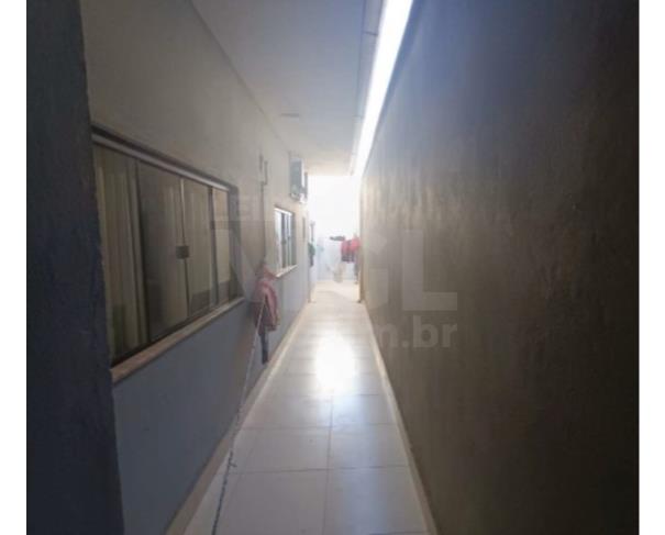 Foto de PIRAPORA/MG – Casa e seu respectivo lote com a área de 360,00m², situado no bairro São João Batista