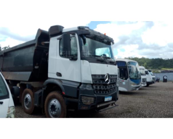 Foto de ITAÚNA MG  - CAMINHÃO  MERCEDES BENZ AROCS 4851 K 8X4 CAÇAMBA - ANO 2021/2021