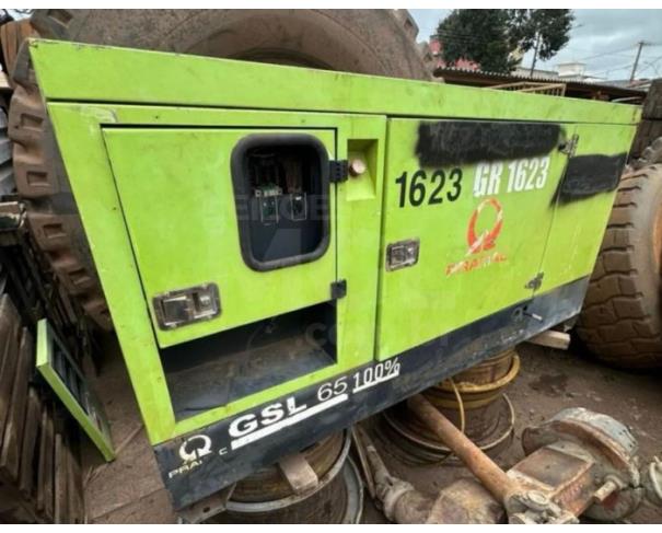 Foto de CONTAGEM /MG 1 GERADOR CABINADO 65 KVA MAIS UM MOTOR RESERVA NO ESTADO EM QUE SE ENCONTRA.-- PA13011