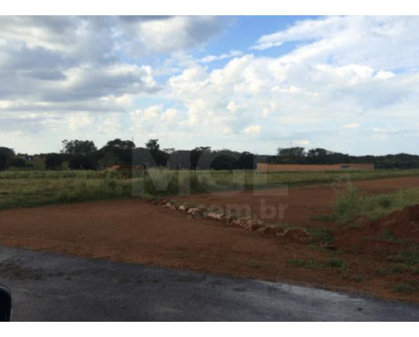 Foto de CONCEIÇÃO DAS ALAGOAS/MG - Lote com área de 196,57 m² no Loteamento Residencial Cidade das Águas. 