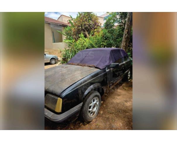 Foto de ITABIRA/MG - Sucata de CHEVROLET Monza SL E - 1986/1987
