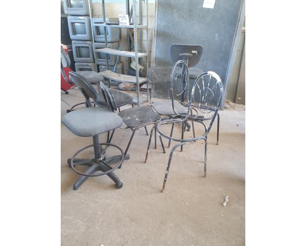 Foto de CISLESTE-MURIAÉ-MG- Armário para escritório, mesa para escritório, cadeiras para balcão, cadeiras para escritório, carcaças de cadeiras-P74022