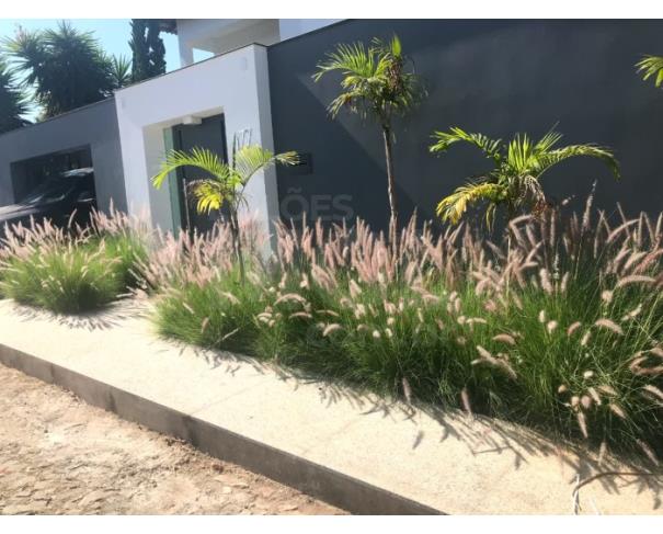 Foto de ITAÚNA/MG — Casa com 03 quartos sendo 01 suíte no bairro Belvedere