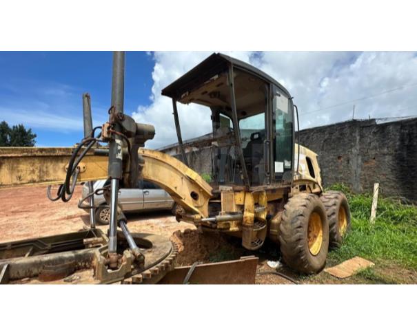 Foto de VALENÇA/BA – Motoniveladora New Holland