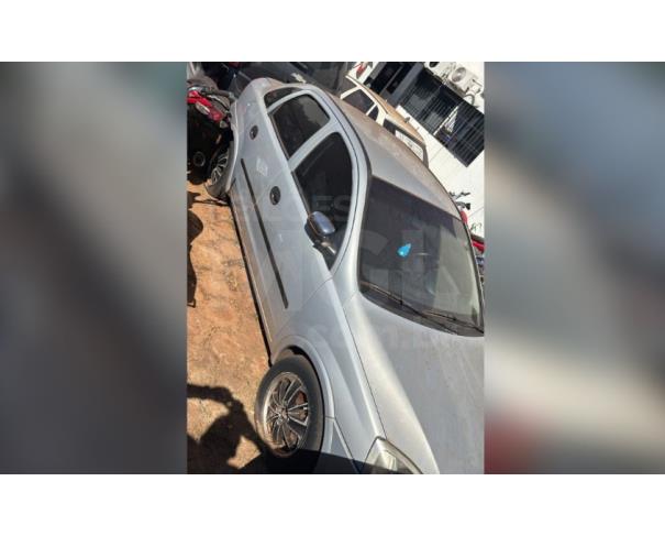 Foto de ITUMBIARA/GO - CIRCULÁVEL - GM CORSA SEDAN - 2002/2002