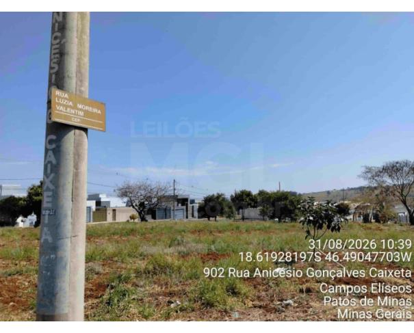 Foto de PATOS DE MINAS/MG - Lote urbano com área de 4.244,62 m², localizado no bairro Campos Elíseos 