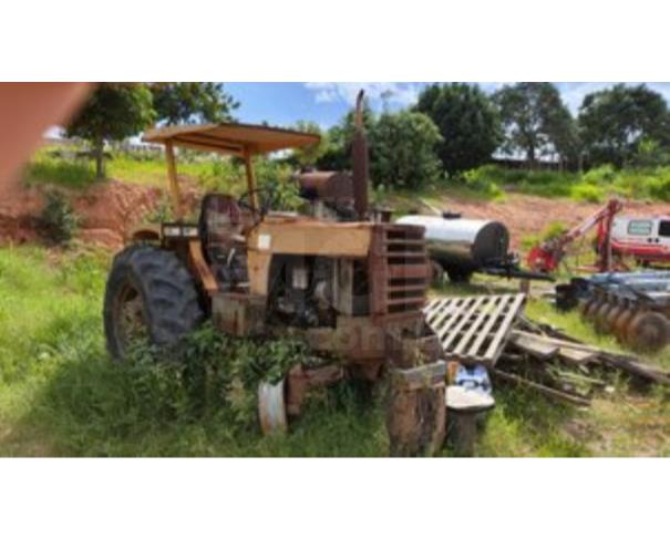 Foto de DIVINÓPOLIS/MG - Trator Agrícola CBT modelo 8440