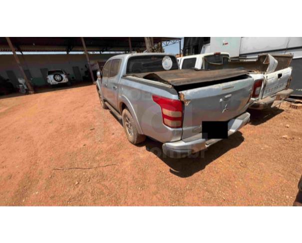 Foto de SANDOLÂNDIA/TO -  Caminhonete Triton Sport HPE (Nacional),2019/2019, DIESEL 