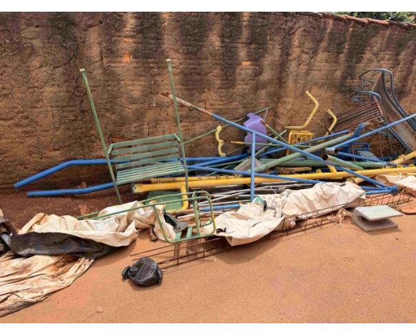 Foto de TIROS/MG - LOTE COMPOSTO POR MÓVEIS, EQUIPAMENTOS, ELETRÔNICOS E BENS DIVERSOS