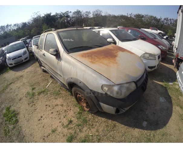 Foto de ITAÚNA/MG - CARGA / CAMINHONETE/FIAT/STRADA TREK FLEX