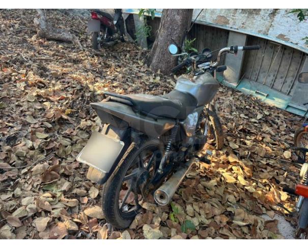 Foto de ARAGUAPAZ/GO - Motocicleta HONDA CG150 Titan ESDI - PARA RETIRADA DE PEÇAS - MOTOR INSERVÍVEL