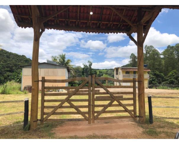 Foto de BOM JESUS DO GALHO/MG – Sítio com a área de 41,88,78ha², denominado Ribeirão do Galho
