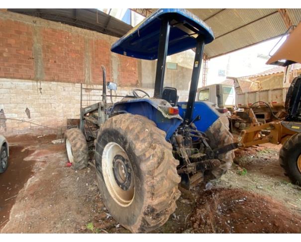 Foto de IBATIBA/ES - Trator New Holland série TT, ano 2010