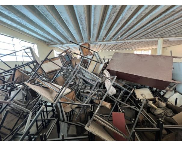 Foto de IGUATAMA/MG - Materiais diversos.