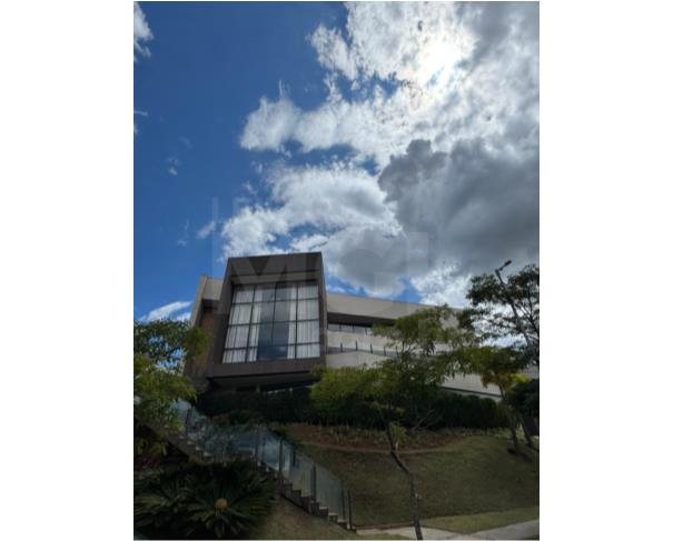 Foto de NOVA LIMA/MG – Casa com a área de 928,29m², situada em Alphaville Lagoa dos Ingleses Fase II