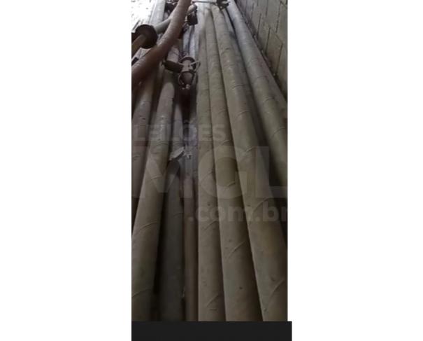 Foto de BETIM/MG - 30 tubos de 4 polegadas ER, aço zincado