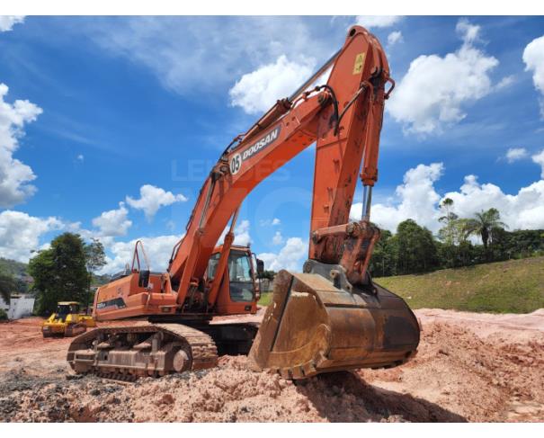 Foto de ESCAVADEIRA HIDRÁULICA DOOSAN 500 SOLARIS ANO 2011