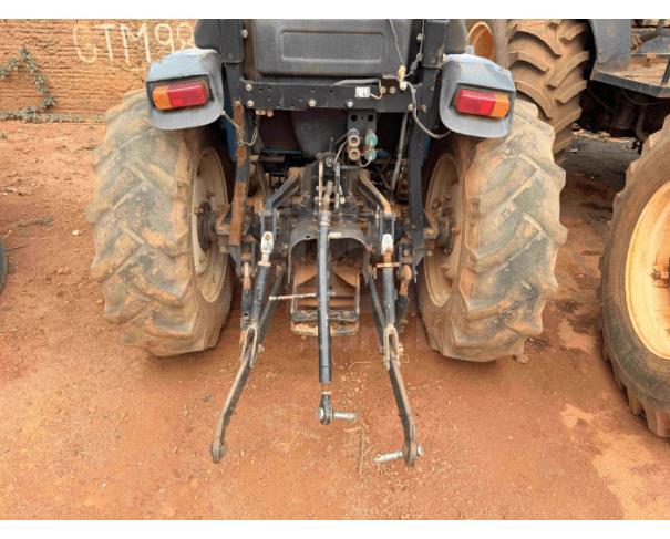 Foto de TIROS/MG - Trator Agrícola LS Tractor, modelo R50R, tração 4x4