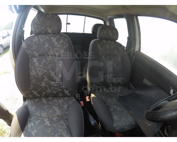 Foto de ITAÚNA/MG - CARGA / CAMINHONETE/FIAT/STRADA TREK FLEX