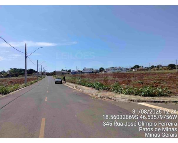 Foto de PATOS DE MINAS/MG - Lote urbano com área de 6.004,77 m², localizado na Rua José Olímpio Ferreira, bairro Residencial Sorriso 