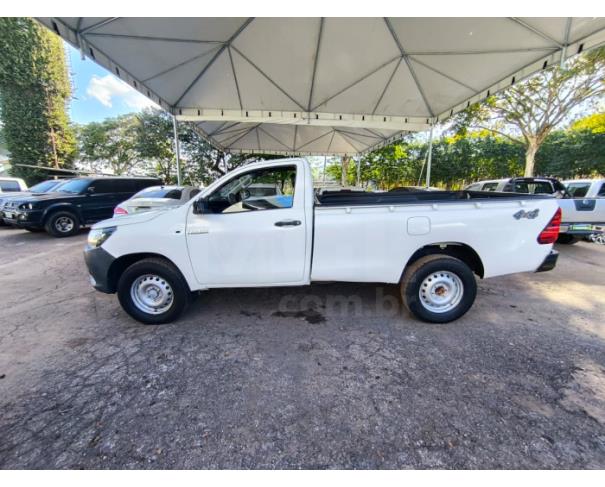 Foto de ITAÚNA/MG- TOYOTA HILUX CSLSTM4FD CABINE SIMPLES 2021/2021- PA13315