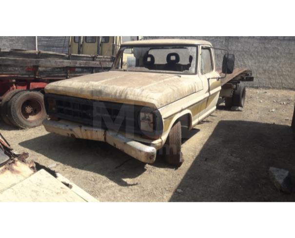 Foto de ITAÚNA/MG - (CARGA/CAMINHÃO) - SUCATA NÃO RECONHECÍVEL - FORD F 350 - 1976/1976