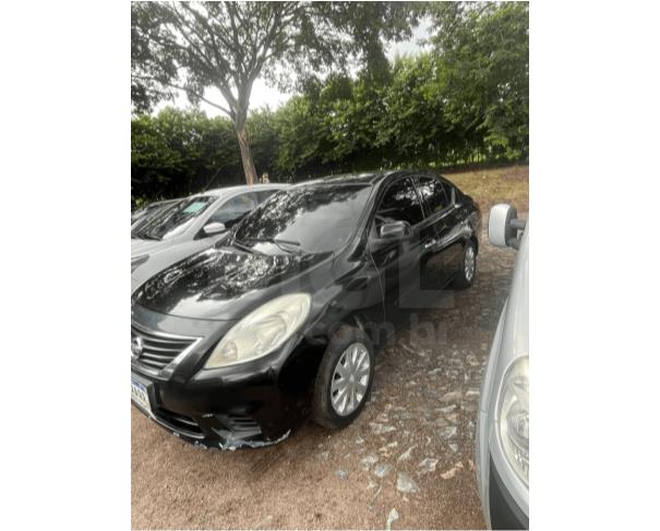 Foto de ITAÚNA/MG - NISSAN VERSA 16 SV - ANO: 2014/2014 - B1022
