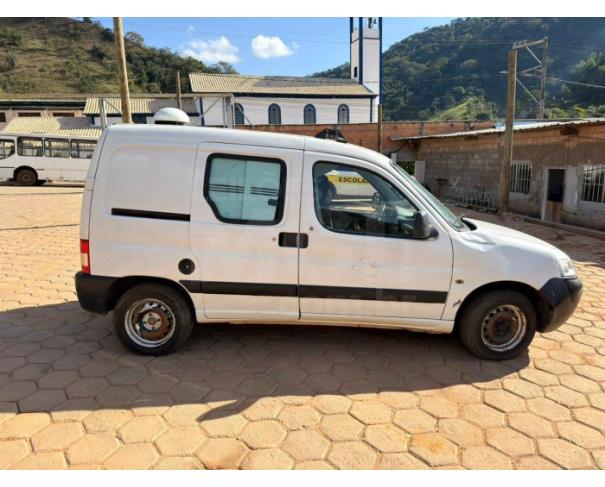 Foto de CARMÉSIA/MG - Caminhonete Citroen Berlingo All A, 2018/2019, FLEX 