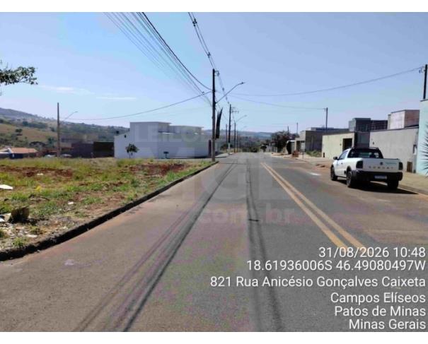 Foto de PATOS DE MINAS/MG - Lote urbano com área de 4.244,62 m², localizado no bairro Campos Elíseos 