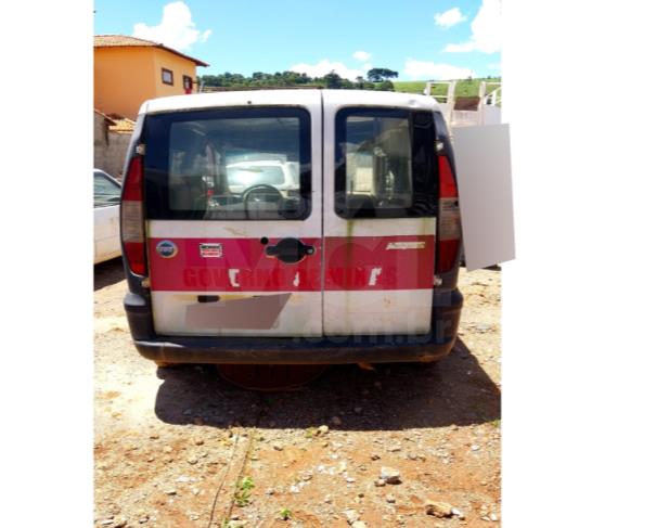 Foto de ITANHANDU/MG- Especial Caminhonete Fiat Doblo Rontam Ambulância- 2008/2008