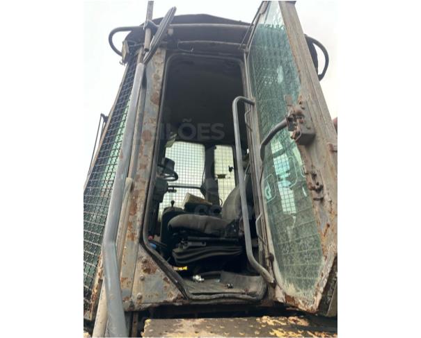 Foto de CONTAGEM/MG - RETROESCAVADEIRA - JOHN DEERE 724K - ANO: 2014/2014 - PA13108