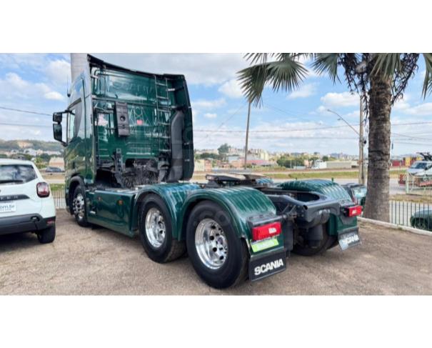 Foto de ITAÚNA/MG - CAVALO TRATOR SCANIA/R460 A6X2 ANO 2023/2024 - SC1115
