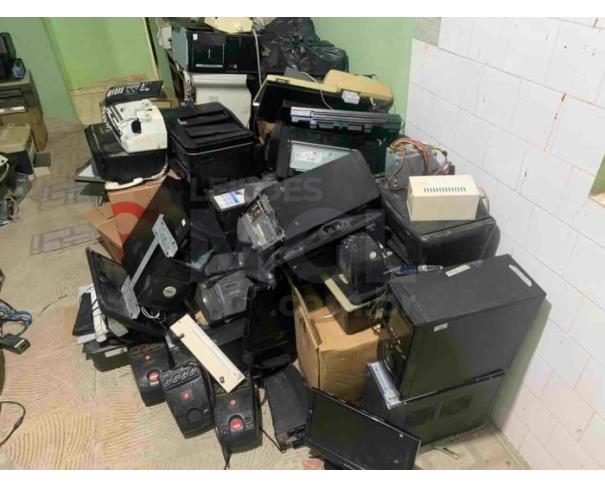 Foto de CARMO/RJ - Informática – CPUS, impressoras, monitores, estabilizadores