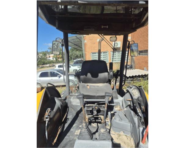 Foto de MORRO DA FUMAÇA/SC - Retroescavadeira New Holland, modelo B90B