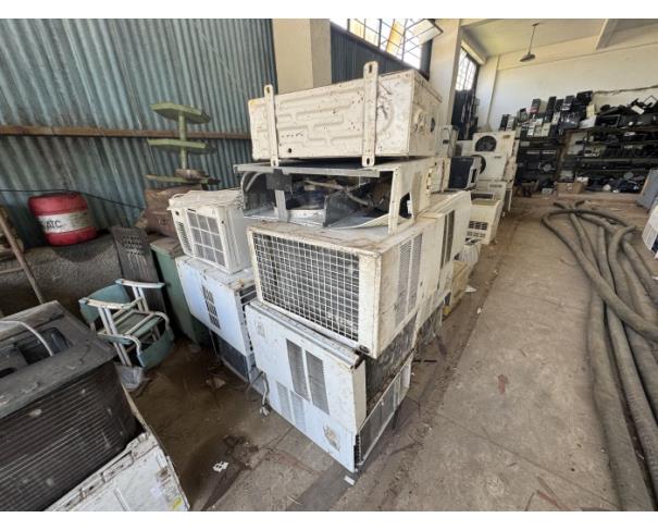 Foto de CAMPO DOS GOYTACAZES/RJ-Eletrônicos, informática (CPUS, monitores, estabilizadores, teclados, impressoras, ares condicionados, televisores, impressoras).
