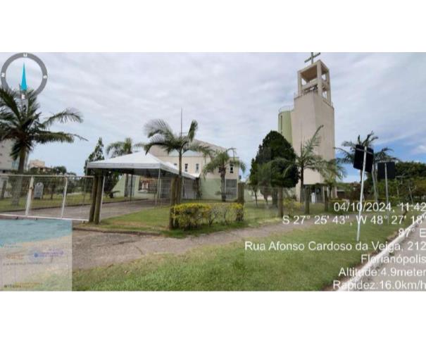 Foto de FLORIANÓPOLIS/SC - Terreno com 15.379,61m² ao lado Igreja Nª Sª de Guadalupe em Canasvieiras