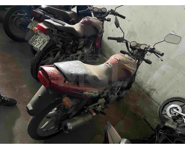 Foto de CAPIVARI/SP - VEÍCULO CONSERVADO - HONDA/CBX 200 STRADA - 1998/1999