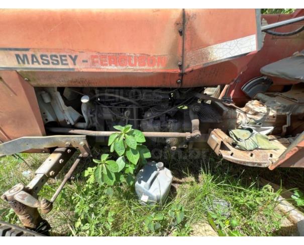 Foto de SERRA AZUL DE MINAS/MG- Trator Agrícola Massey Ferguson, modelo 283