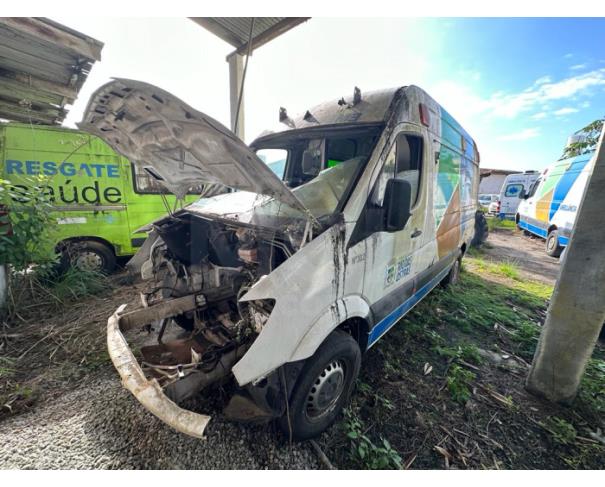 Foto de RIO DAS OSTRAS/RJ - ESPECIAL CAMINHÃO AMBULÂNCIA MERCEDES-BENZ / 415 MARIMAR A