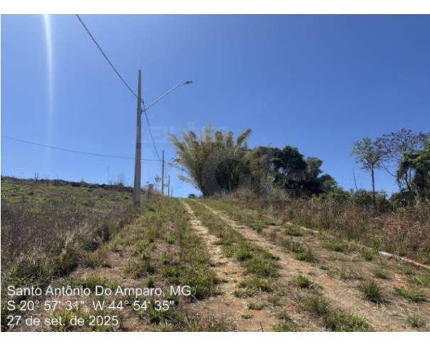 Foto de SANTO ANTÔNIO DO AMPARO/MG — Lote com área de 200m² no Residencial Ouro Branco
