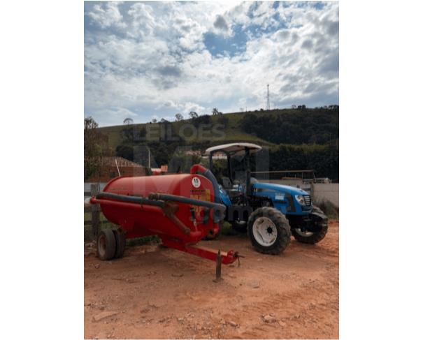 Foto de NATÉRCIA/MG -  Tanque distribuidor de esterco líquido/dejetos (Chorumeira), marca Ipacol, tipo reboque agrícola, engate para trator.