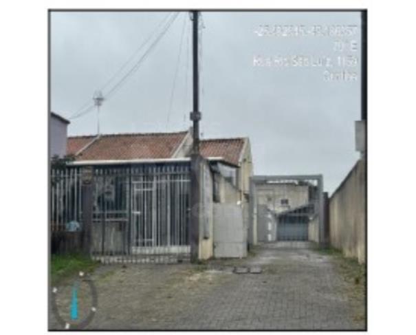 Foto de PINHAIS/PR — Casa com 1 Vaga na Garagem (F8555514090769)