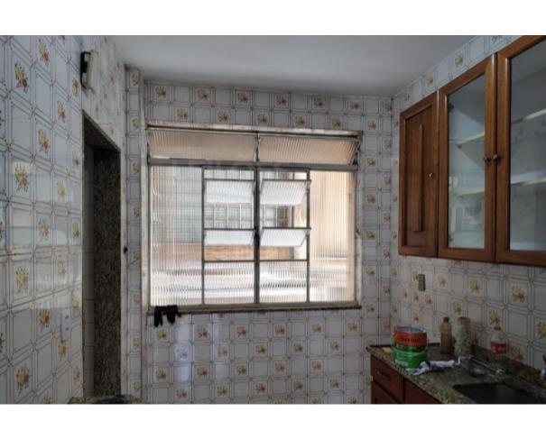 Foto de PONTE NOVA/MG – Apartamento com a área de 100,00m², situado no Centro