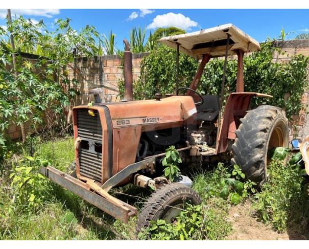 Foto de SERRA AZUL DE MINAS/MG- Trator Agrícola Massey Ferguson, modelo 283