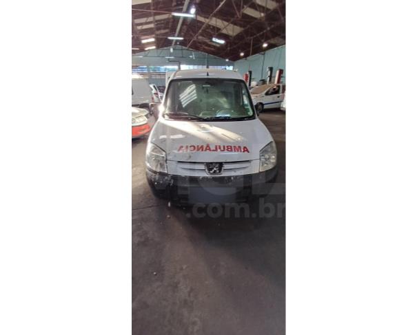 Foto de LIMEIRA/SP - CARRO - Peugeot Partner GRE Ambulância, 2018/2019