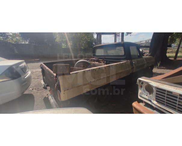 Foto de BELO HORIZONTE\MG- Caminhonete Chevrolet C14